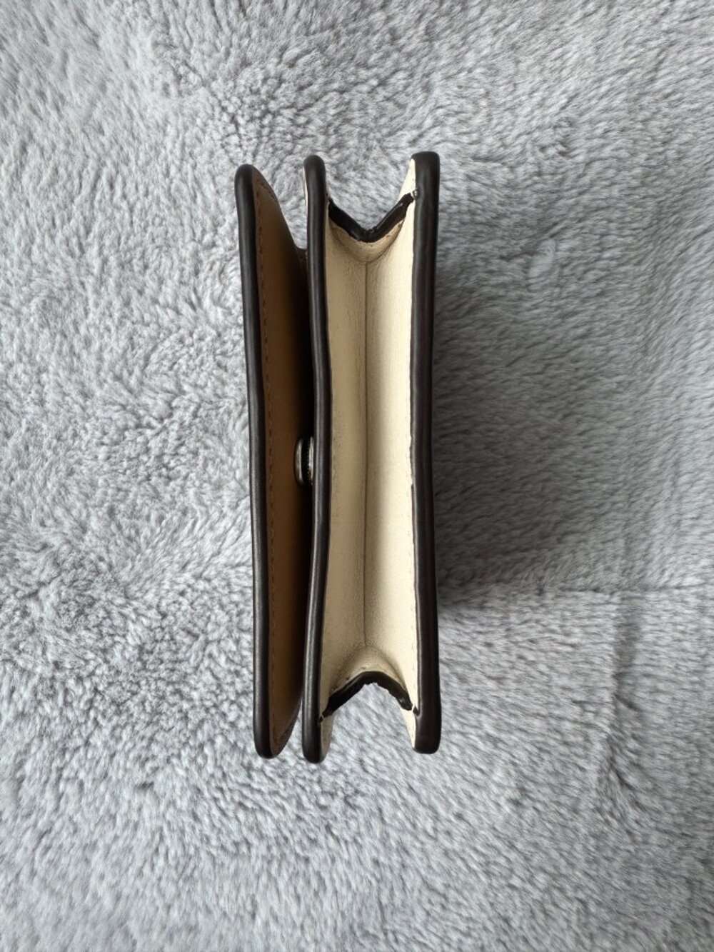 Coach Mini Wallet (Style CJ679) - Picture 3 of 8